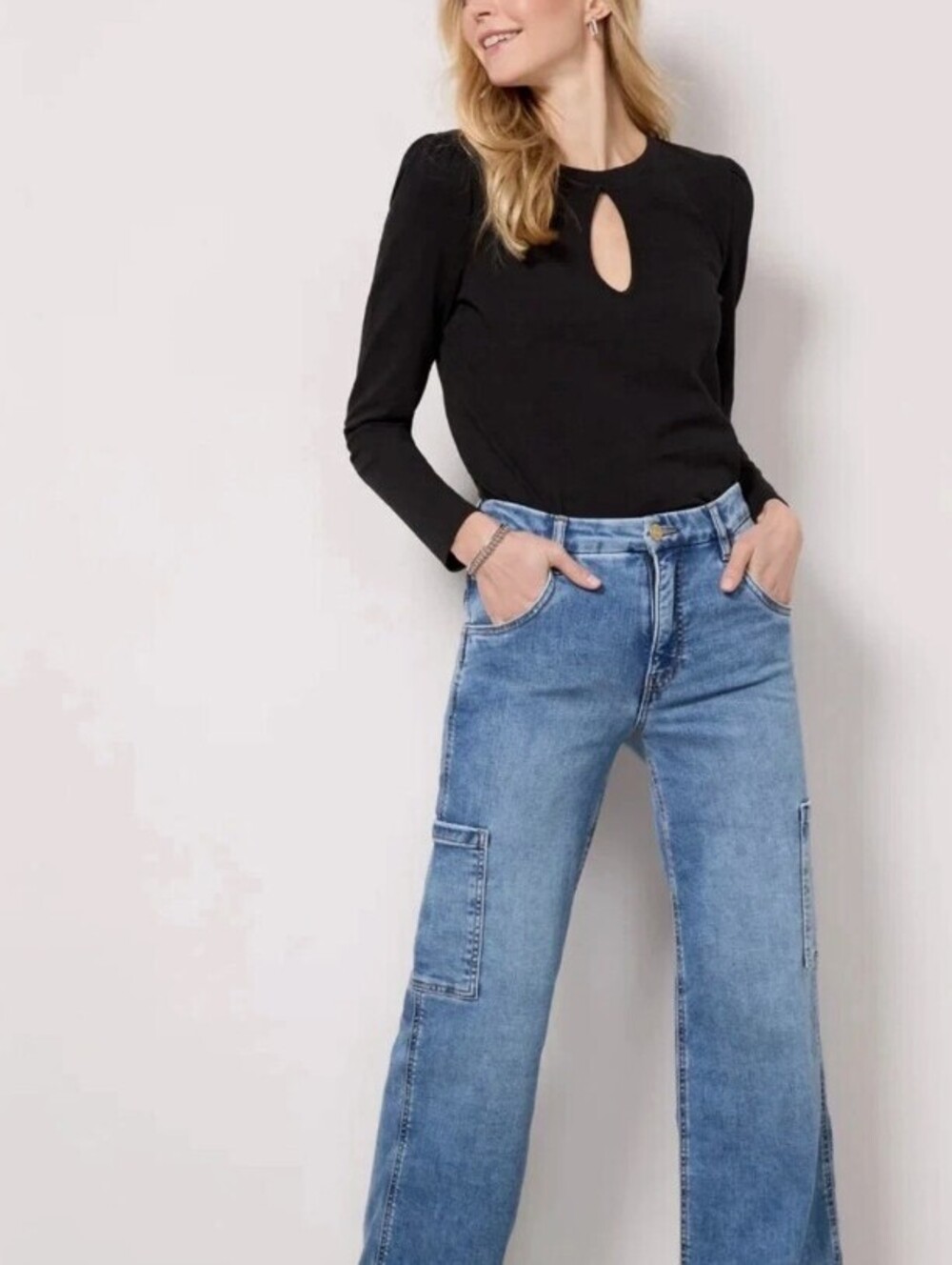 Nation LTD Black 100% Cotton Dania Keyhole Tee - Size - Medium